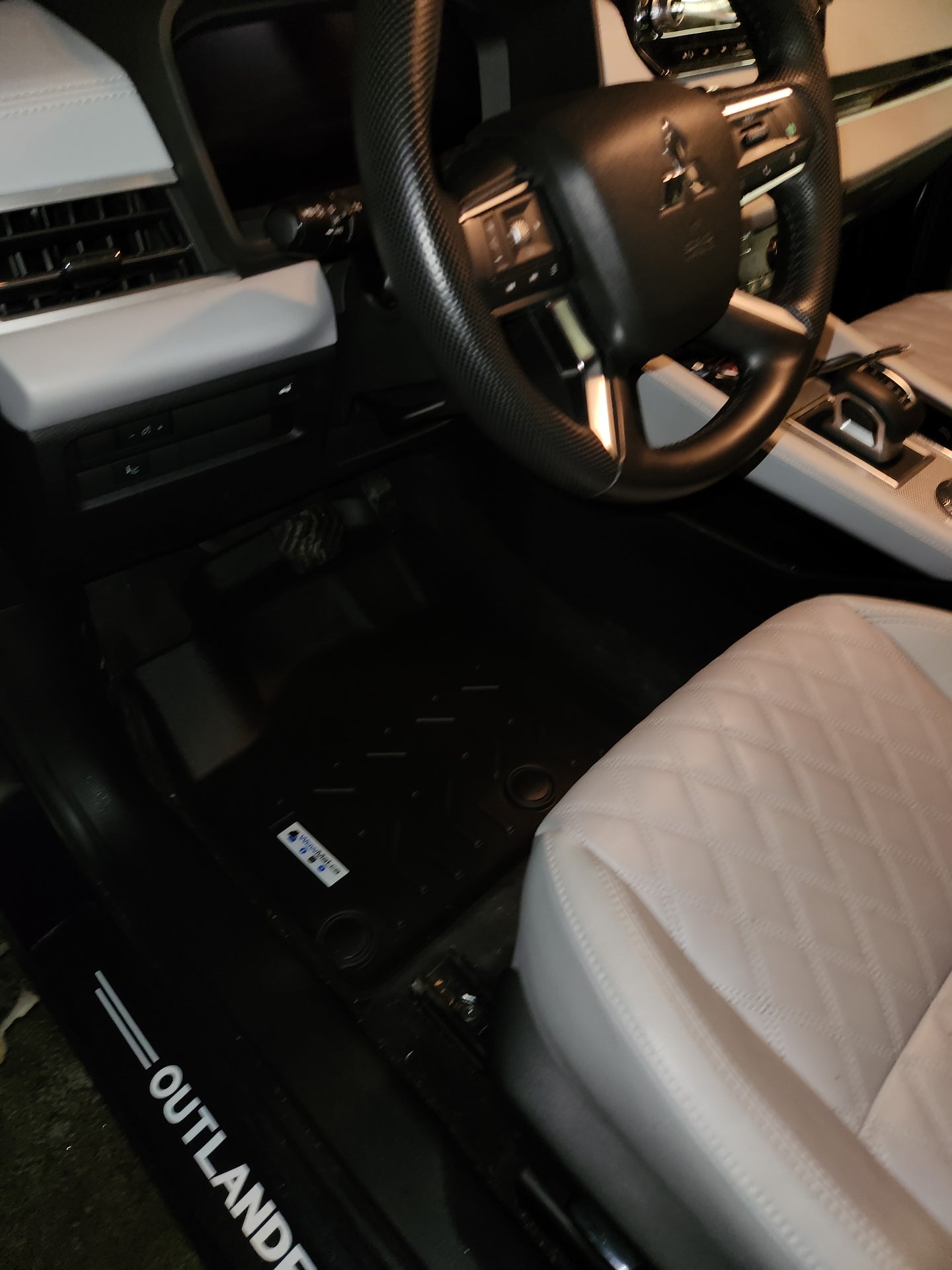 Mitsubishi Outlander 2021-2022